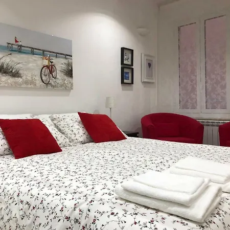 Temporary House Vicolo Colombina 볼로냐
